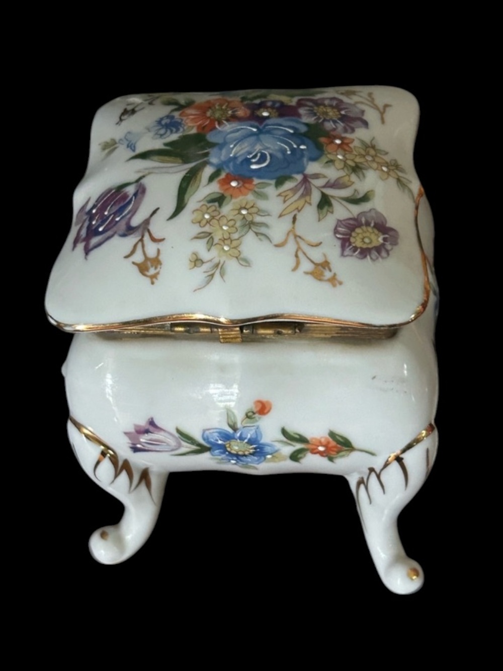 Napcoware Vintage Porcelain Hand-painted Footed Trinket Box Made in Japan